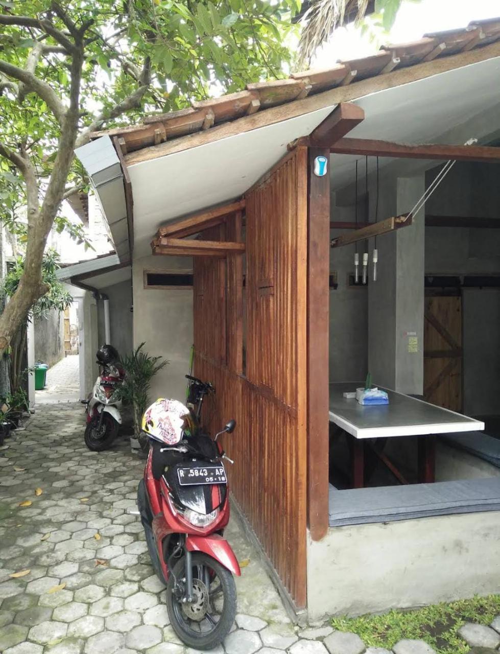 Trava House Villa Jogja Yogyakarta Exterior foto